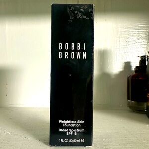 Bobbi Brown Skin Long-Wear Weightless Foundation SPF15 Neutral Chestnut N100 NEW